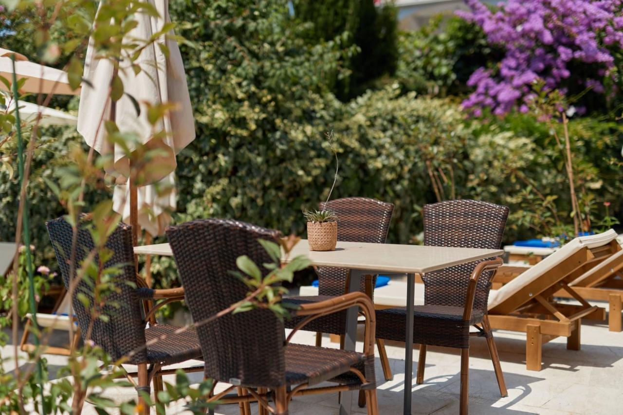 Moderna Luxury Apartments With Heated Pool Tivat Exterior foto